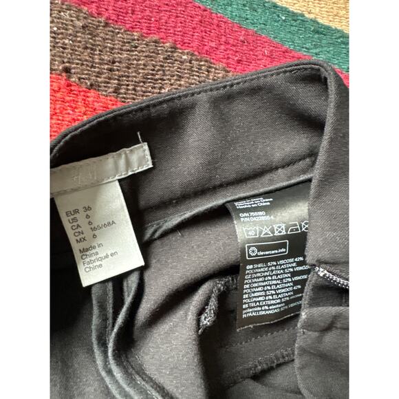 H&M 6 Black Sailor Button Cigarette Pants Slim High Rise - Picture 2 of 3